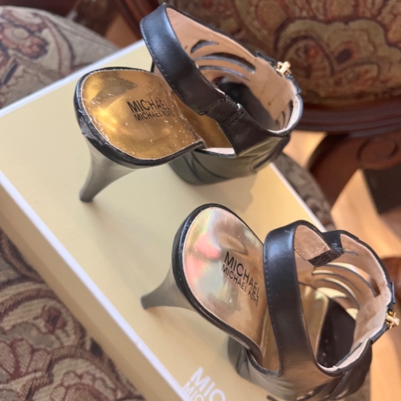 Shoes  leather high heels - Picture 3 of 6